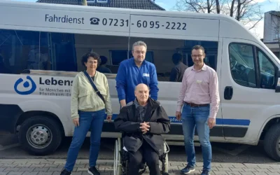 Herr Fuhrmann besucht Tocher und Enkeltochter zu Hause